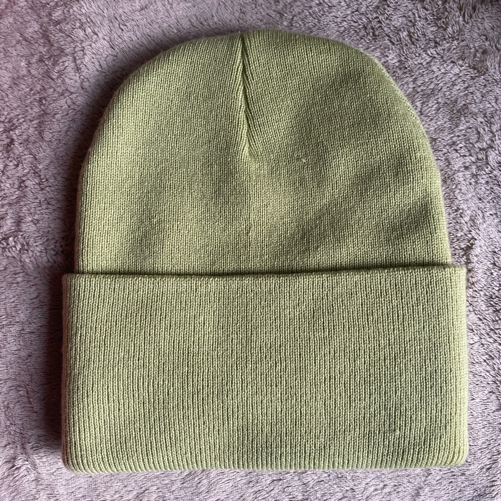 Empyre sage green beanie - Picture 2 of 3